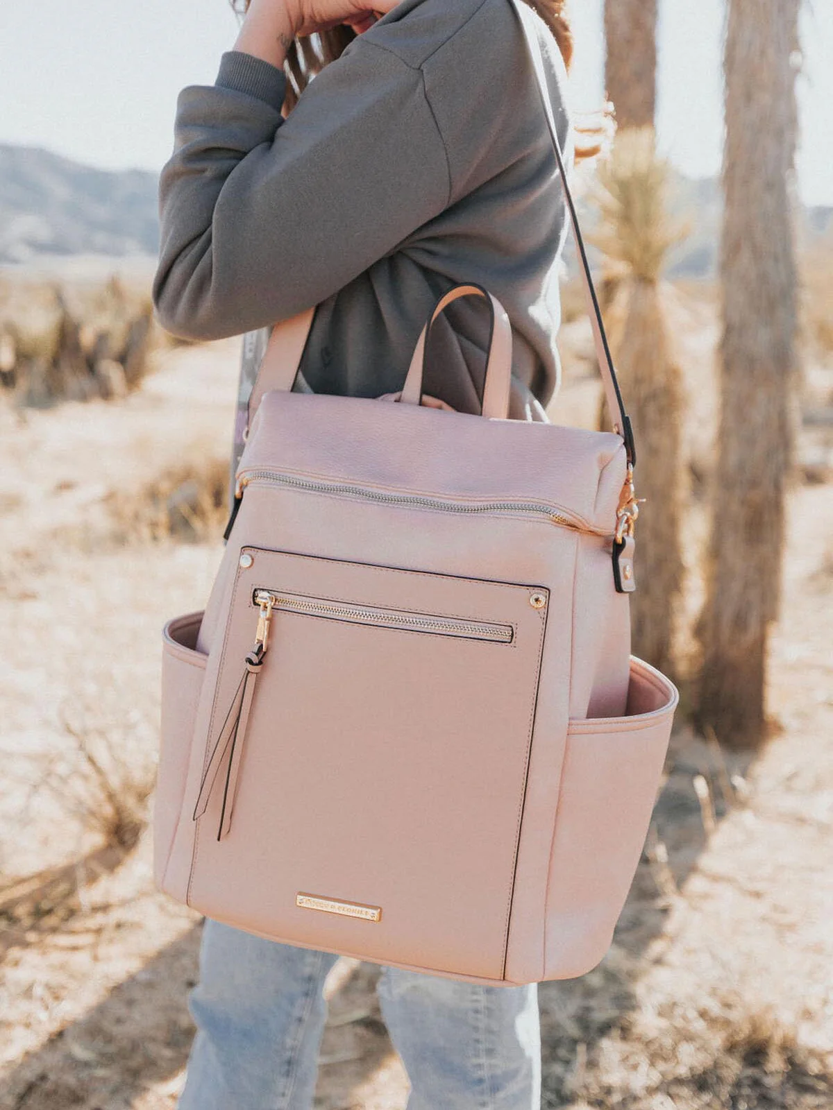 Commuter Backpack blush - Image 11