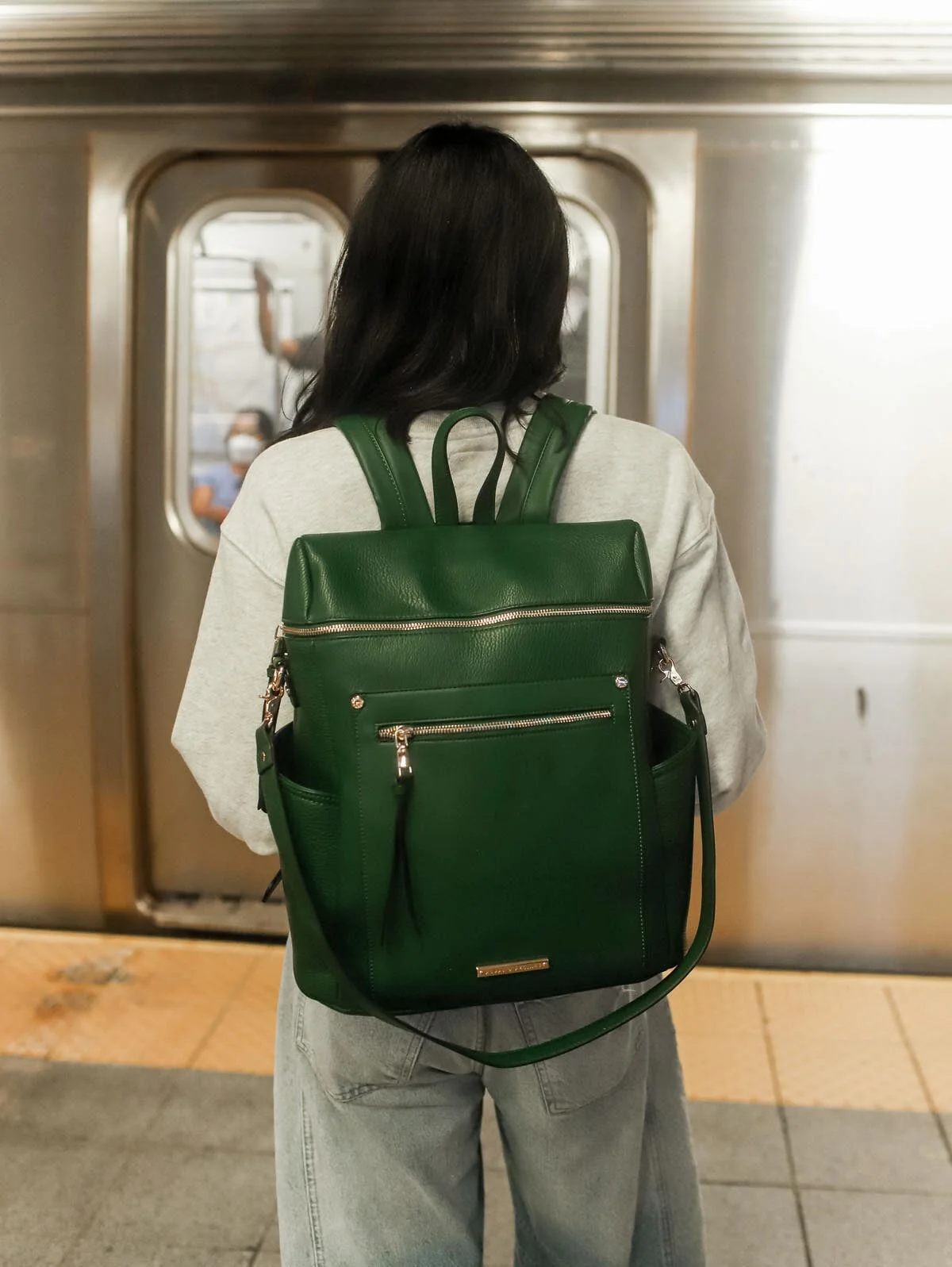Commuter Backpack Heritage Green - Image 10