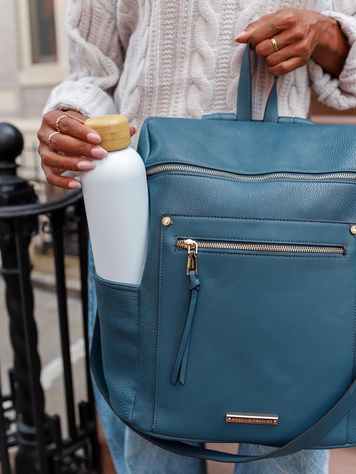 Commuter Backpack Navy - Image 8