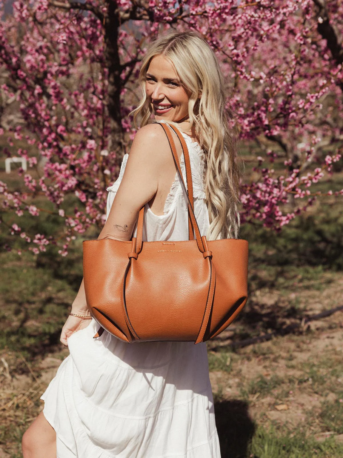 Etta Tote Cognac - Image 2