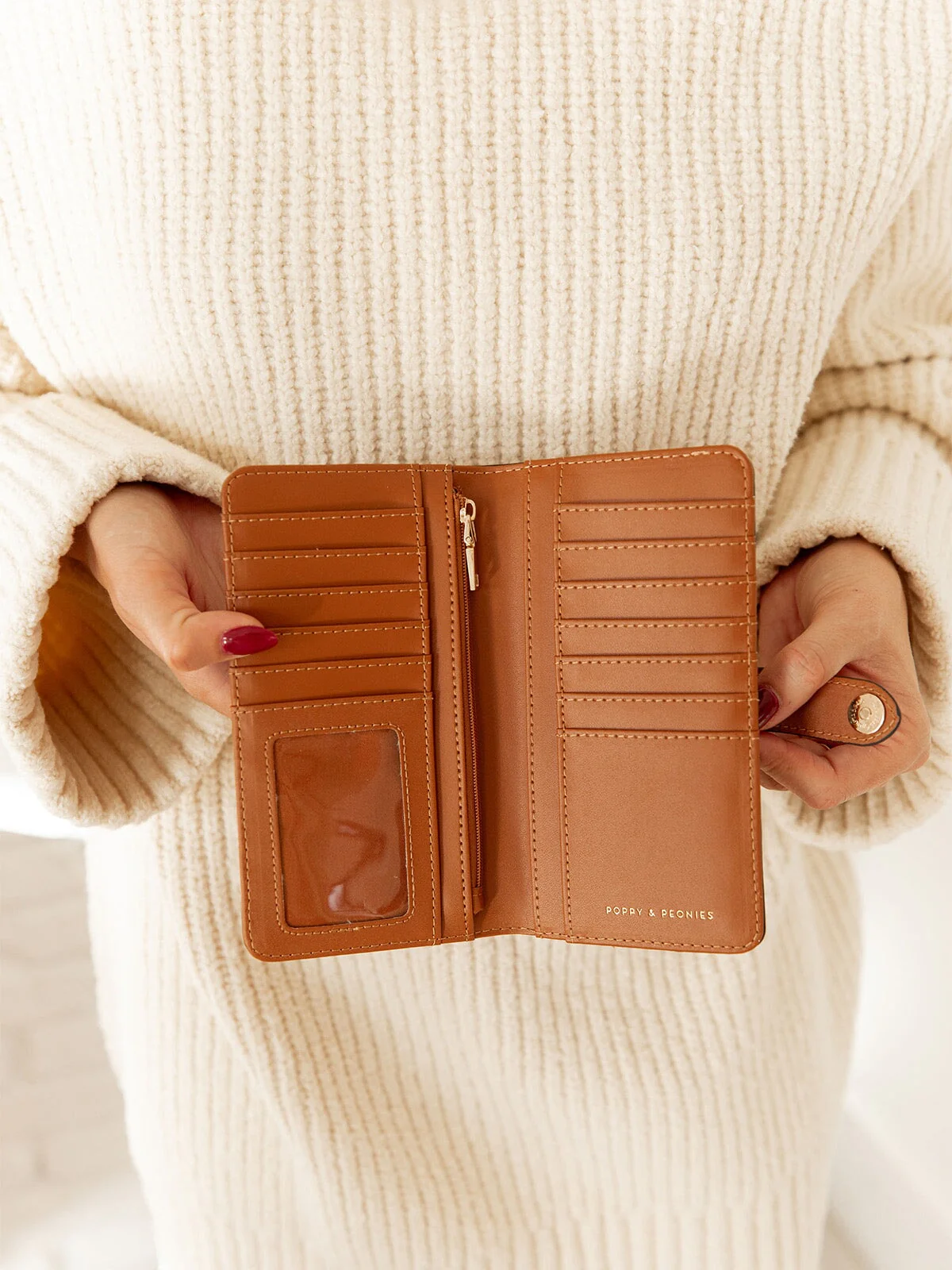 Go Anywhere Wallet Cognac - Image 3