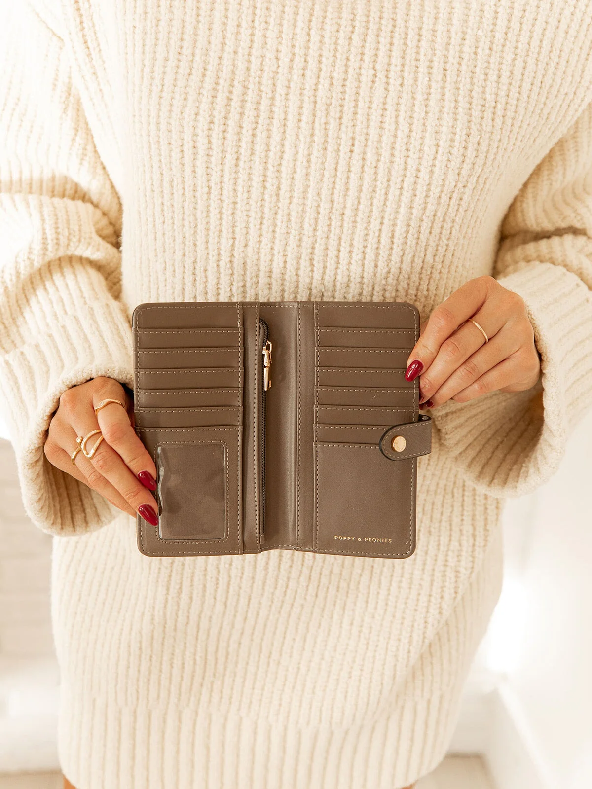 Go Anywhere Wallet Dark Grey - Image 3