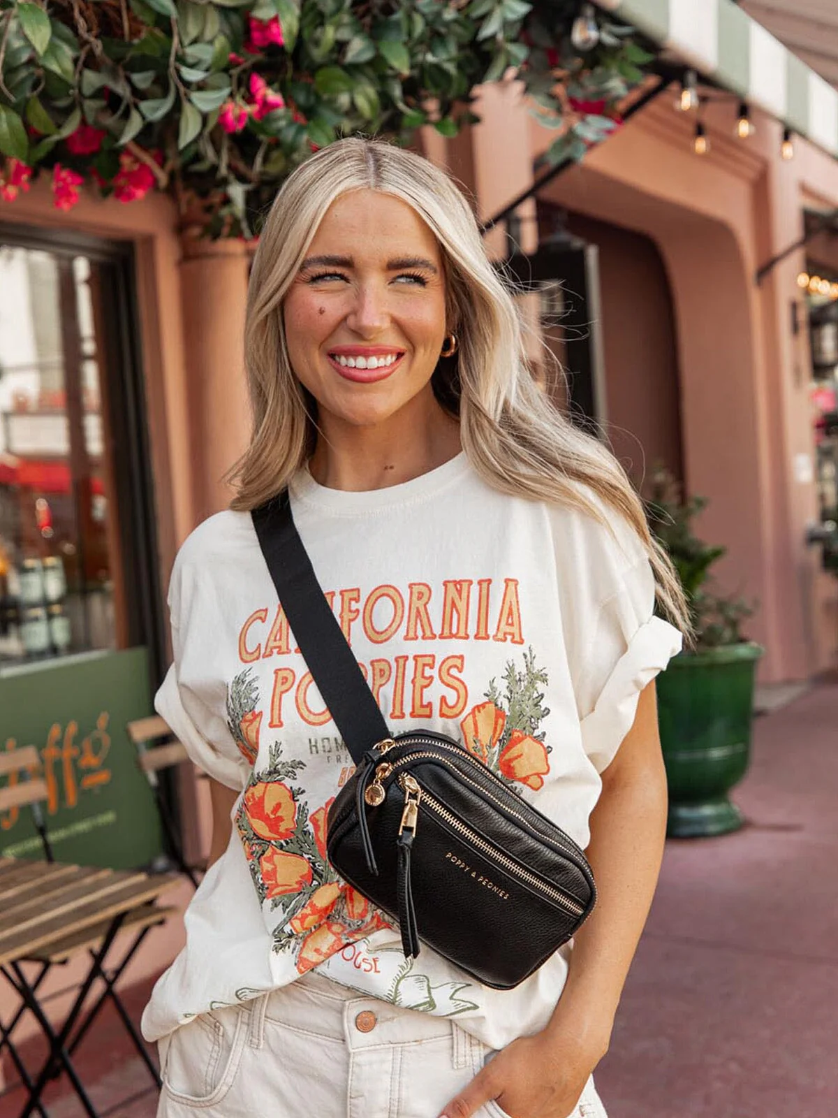 On The Run belt bag vegan leather black - Image 2