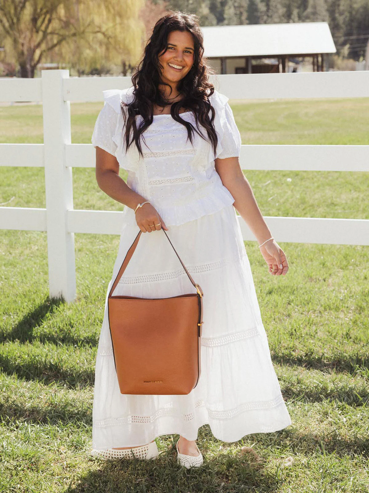 The Bucket Bag Cognac - Image 7