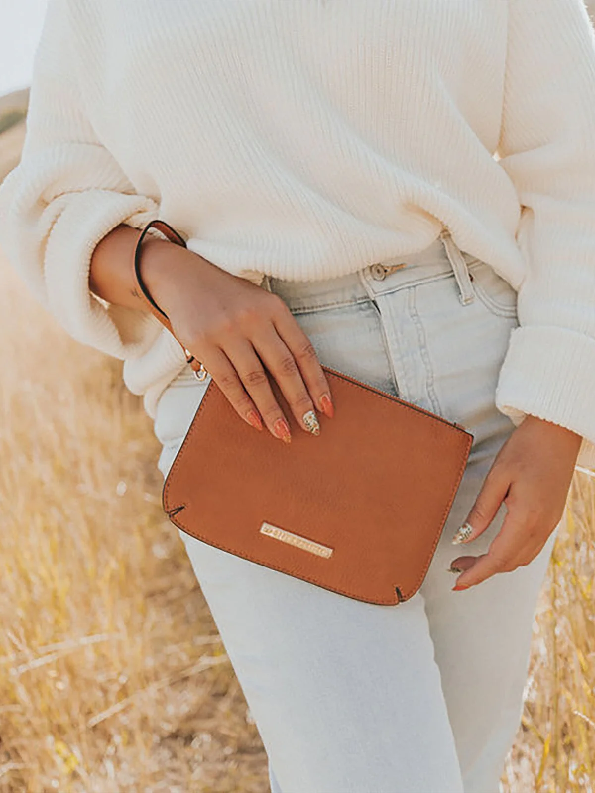 the EVERYDAY CROSSBODY cognac - Image 5