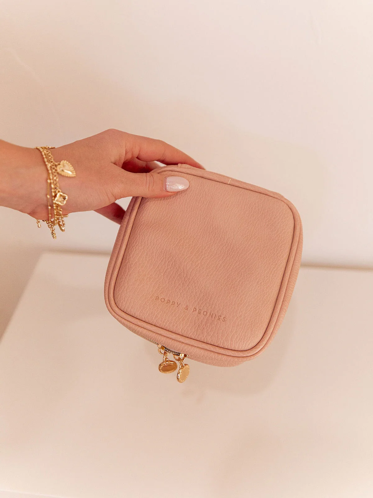 The Teched Out Case blush - Image 3